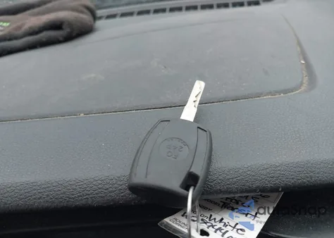 2015 Ford Transit-250 из США, поврежденный, VIN 1FTNR2CM4FKA11666